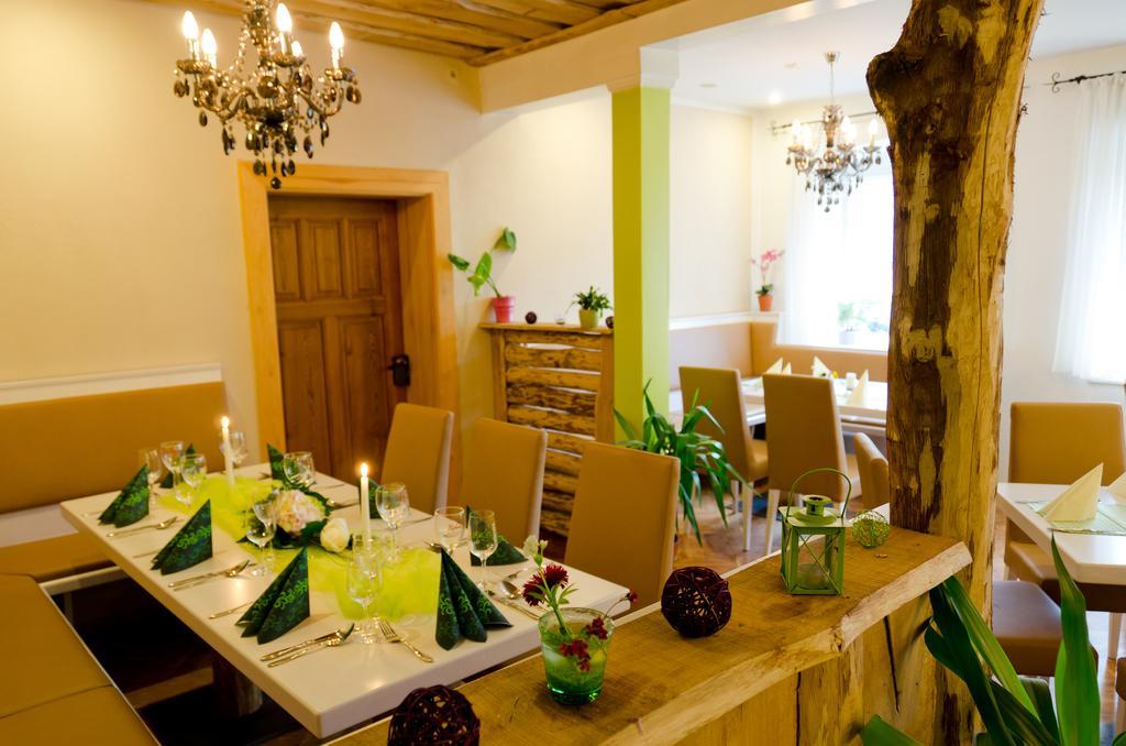 Pension Zum Hirsch Goda Luaran gambar