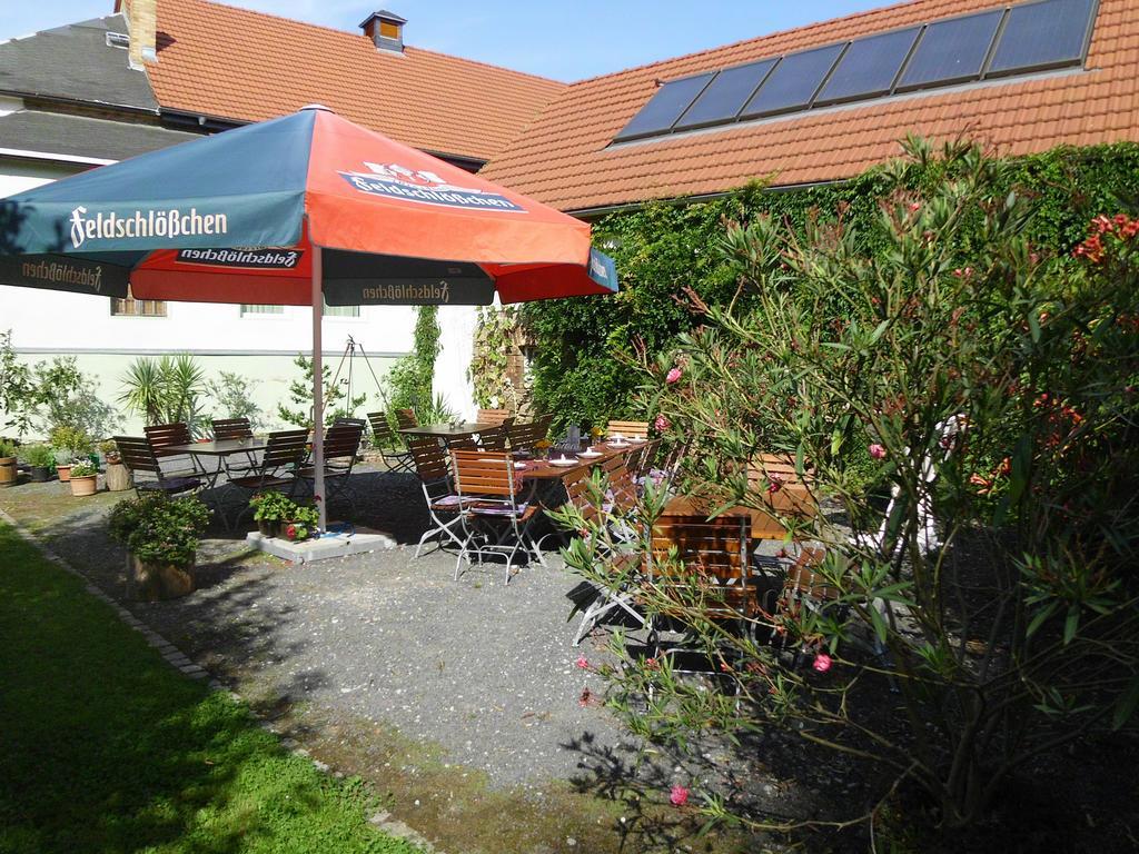 Pension Zum Hirsch Goda Bilik gambar