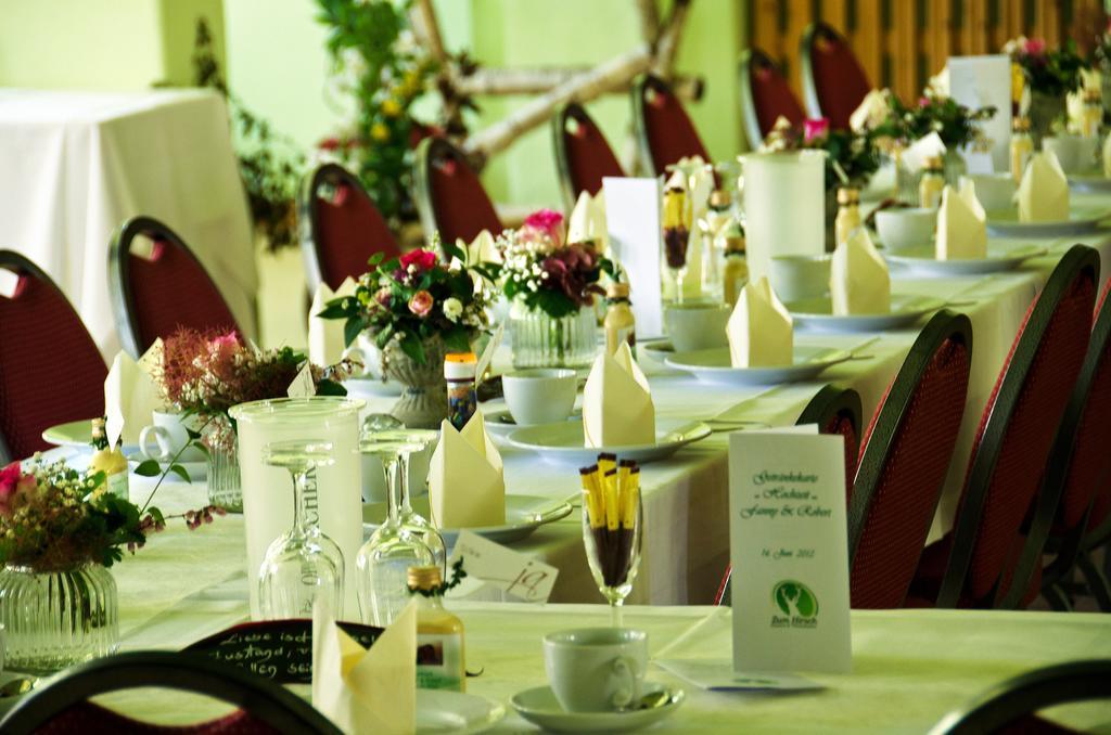 Pension Zum Hirsch Goda Luaran gambar