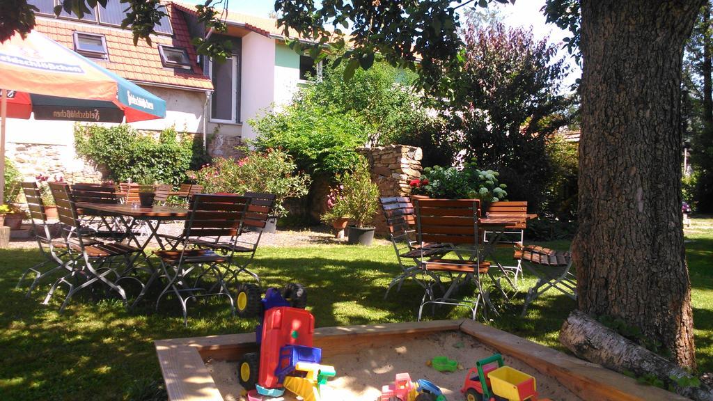 Pension Zum Hirsch Goda Luaran gambar