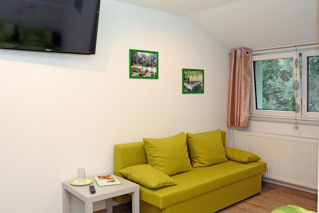 Pension Zum Hirsch Goda Luaran gambar