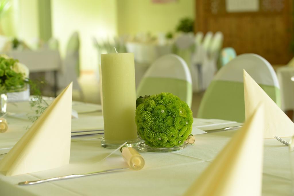 Pension Zum Hirsch Goda Luaran gambar