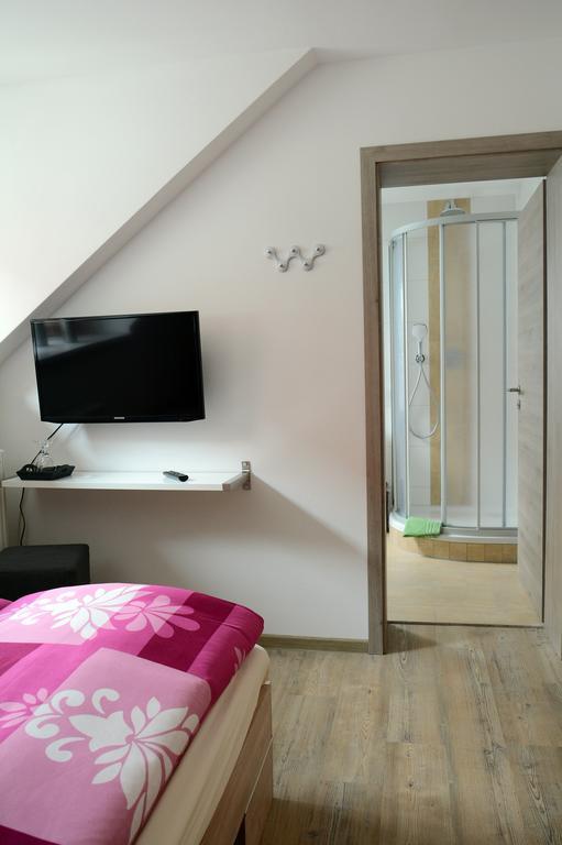 Pension Zum Hirsch Goda Luaran gambar